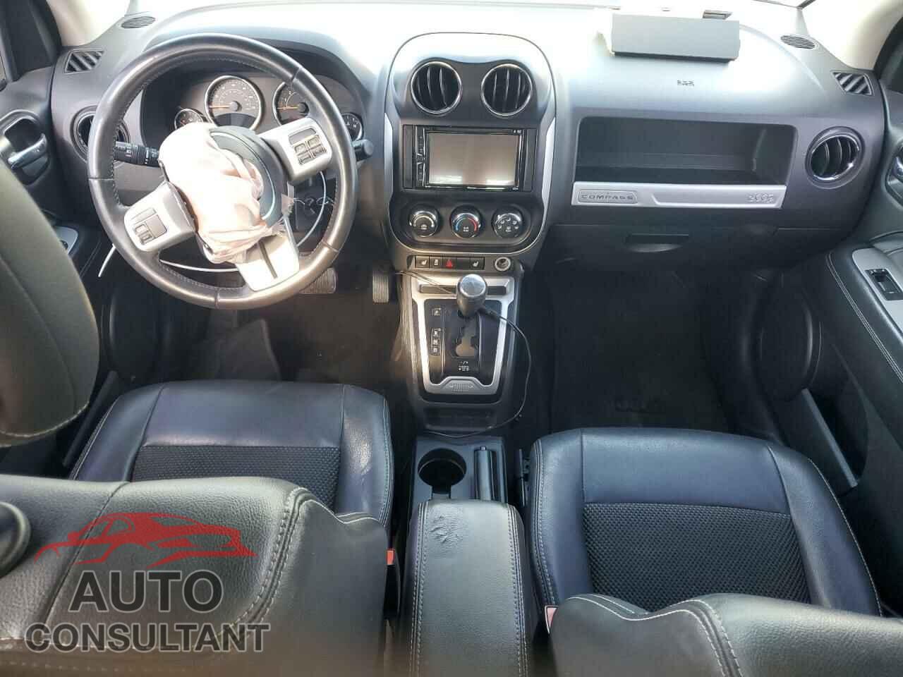 JEEP COMPASS 2017 - 1C4NJCEA6HD130357