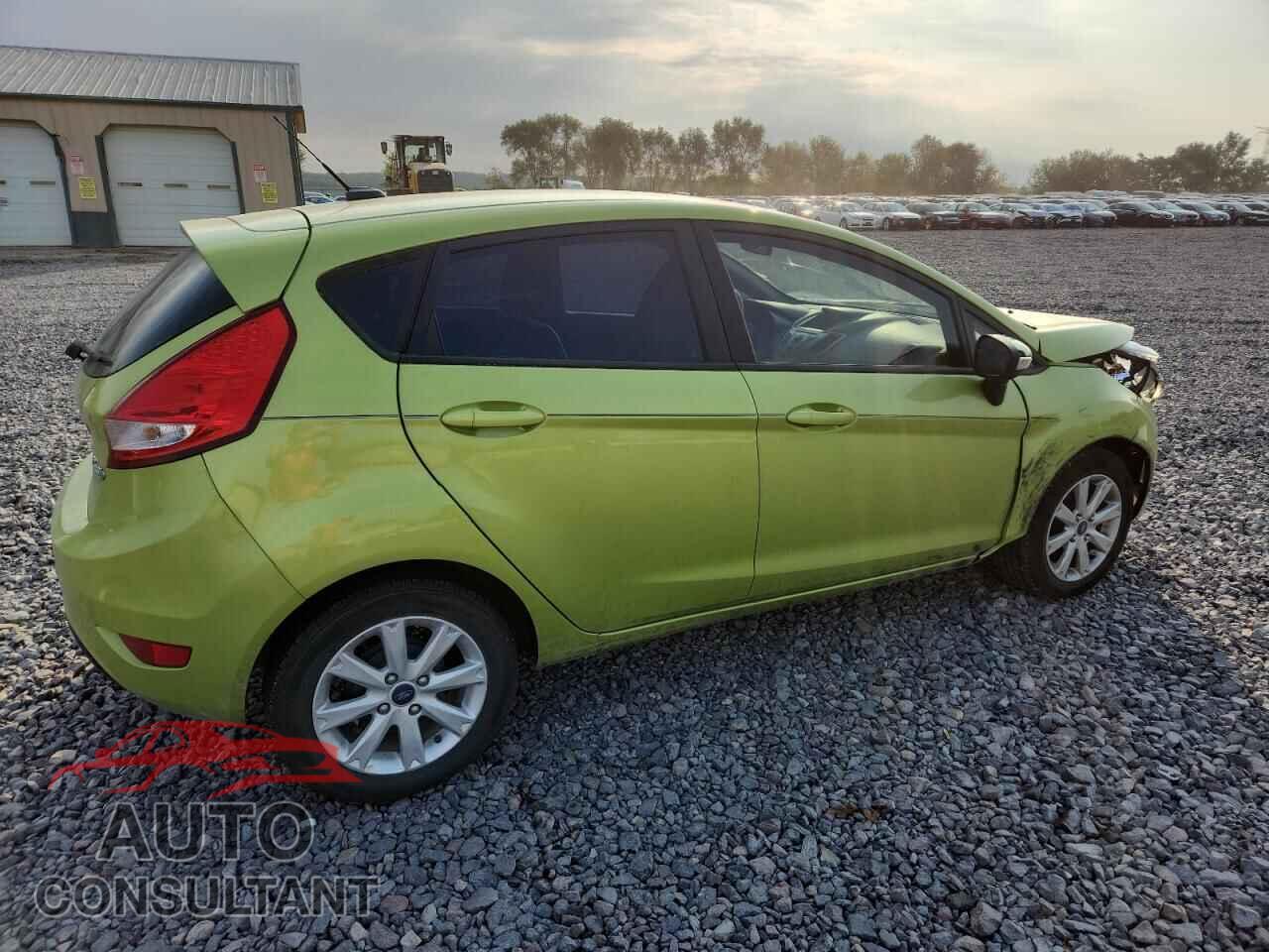 FORD FIESTA 2013 - 3FADP4EJ5DM183927