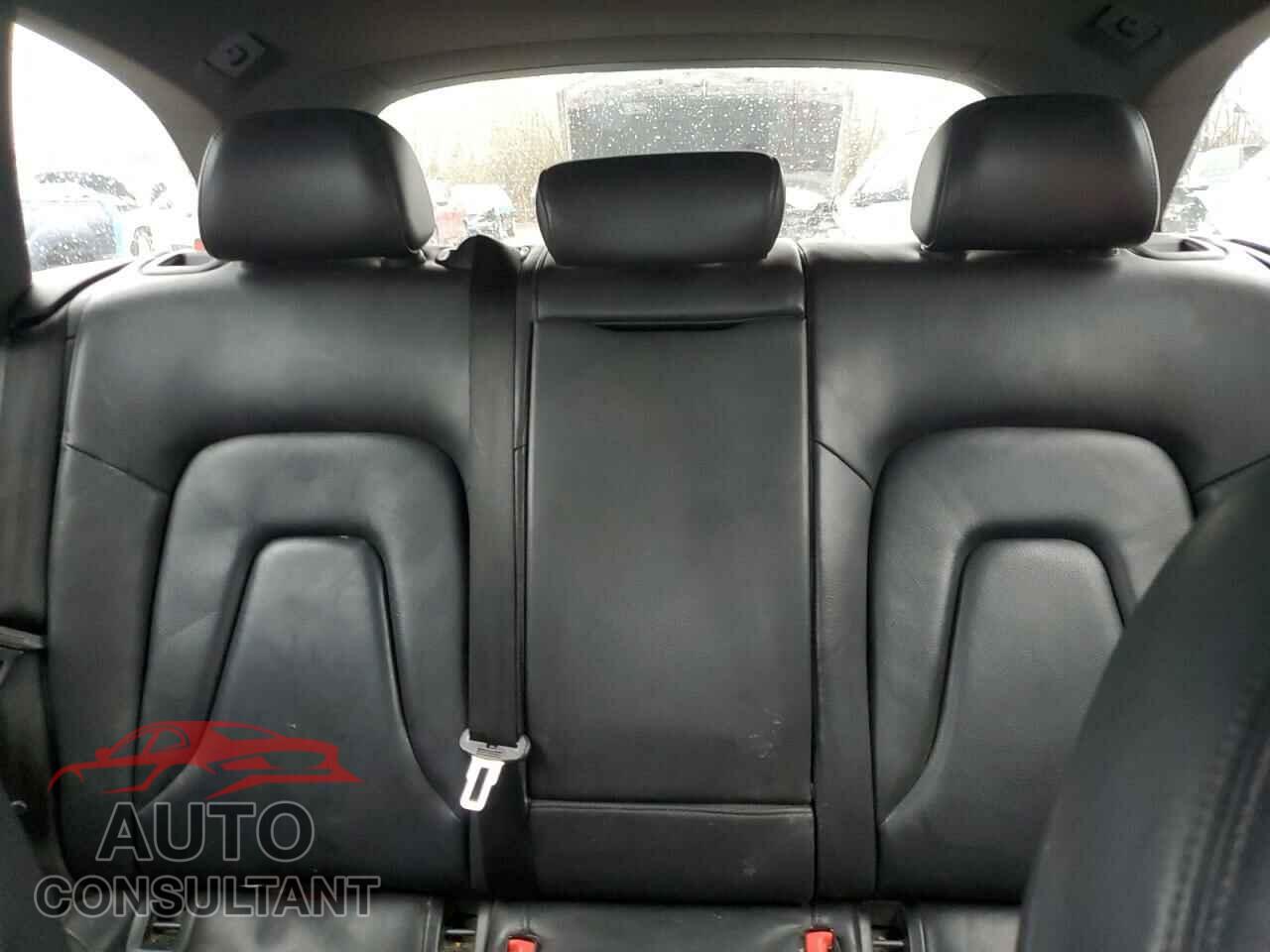 AUDI A4 2016 - WA1UFAFL7GA009011
