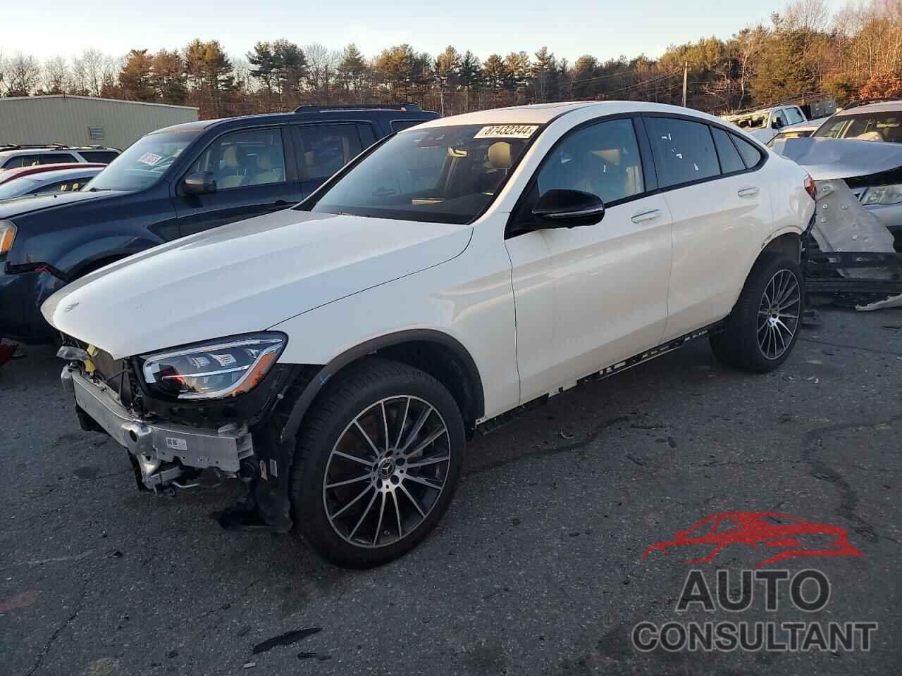 MERCEDES-BENZ GLC-CLASS 2023 - W1N0J8EB1PG149629