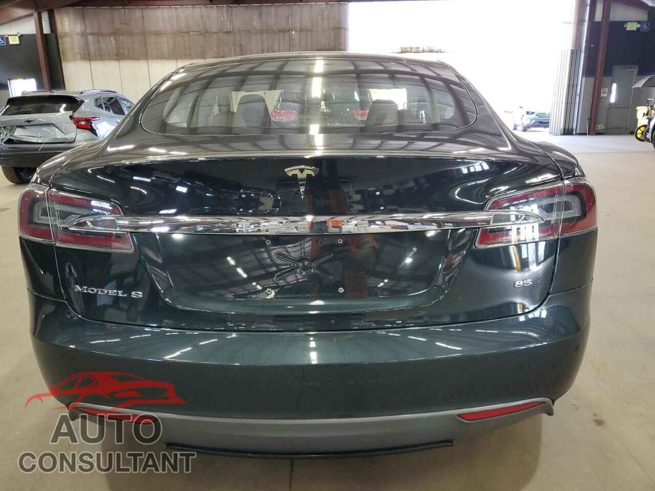 TESLA MODEL S 2013 - 5YJSA1CN8DFP16610