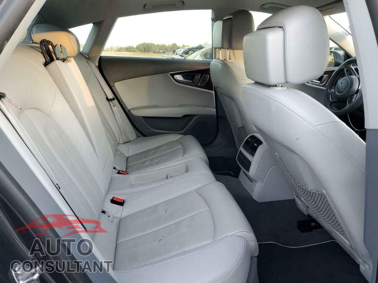 AUDI A7 2013 - WAUYGAFC4DN083749
