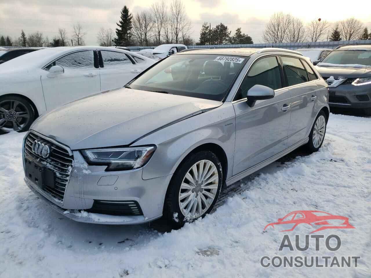 AUDI A3 2018 - WAUSPBFF5JA154935