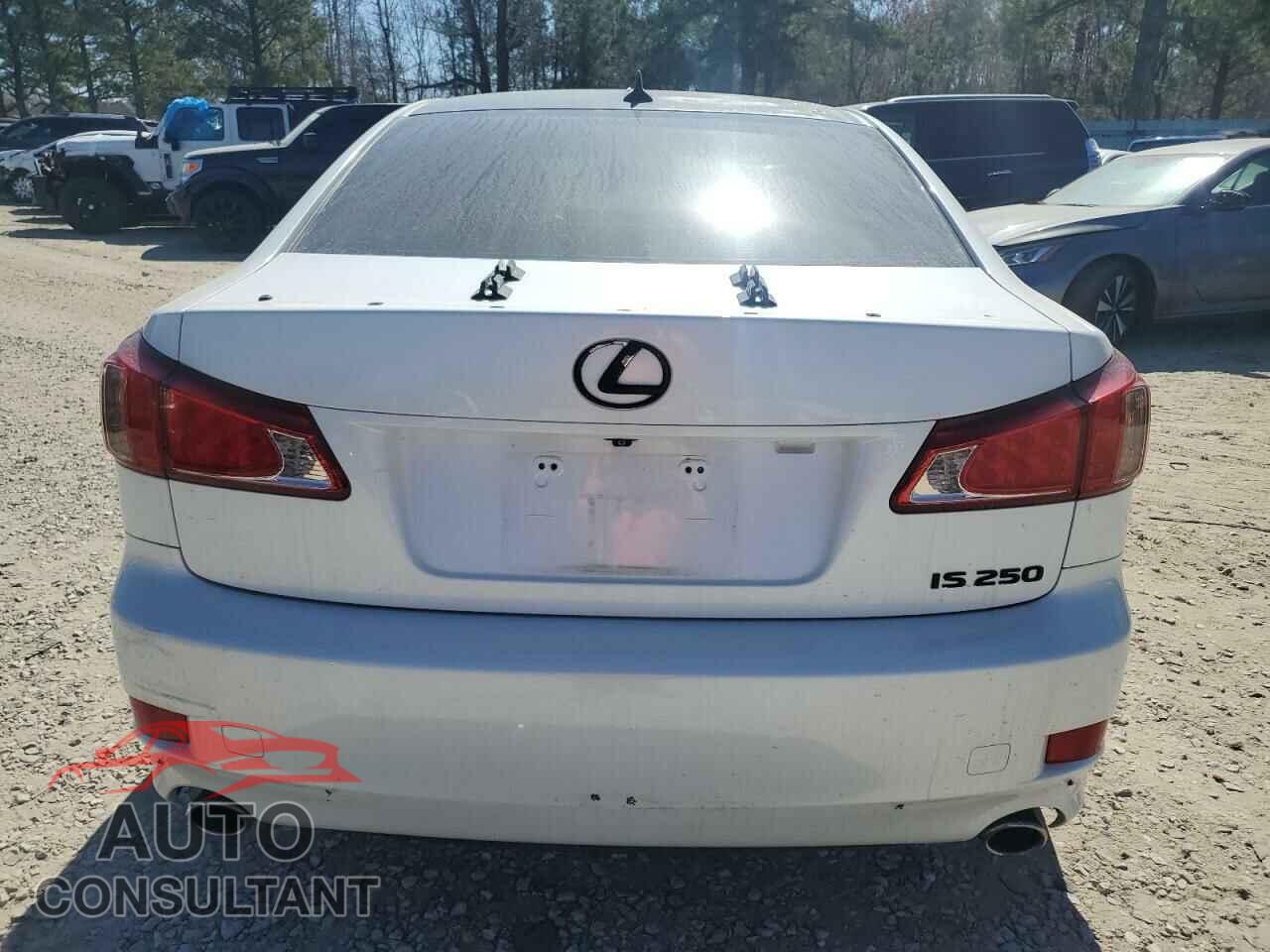 LEXUS IS 2012 - JTHBF5C24C5179683