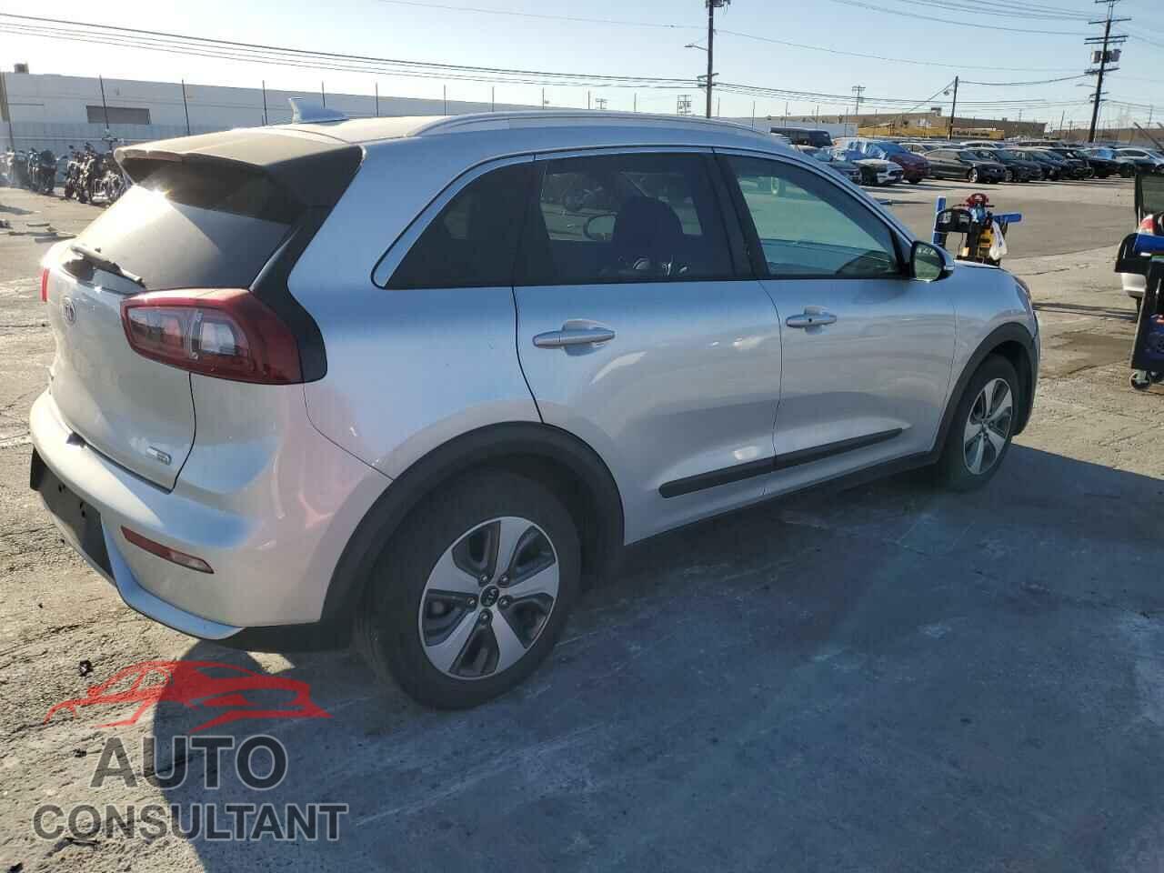 KIA NIRO 2017 - KNDCC3LC2H5058329
