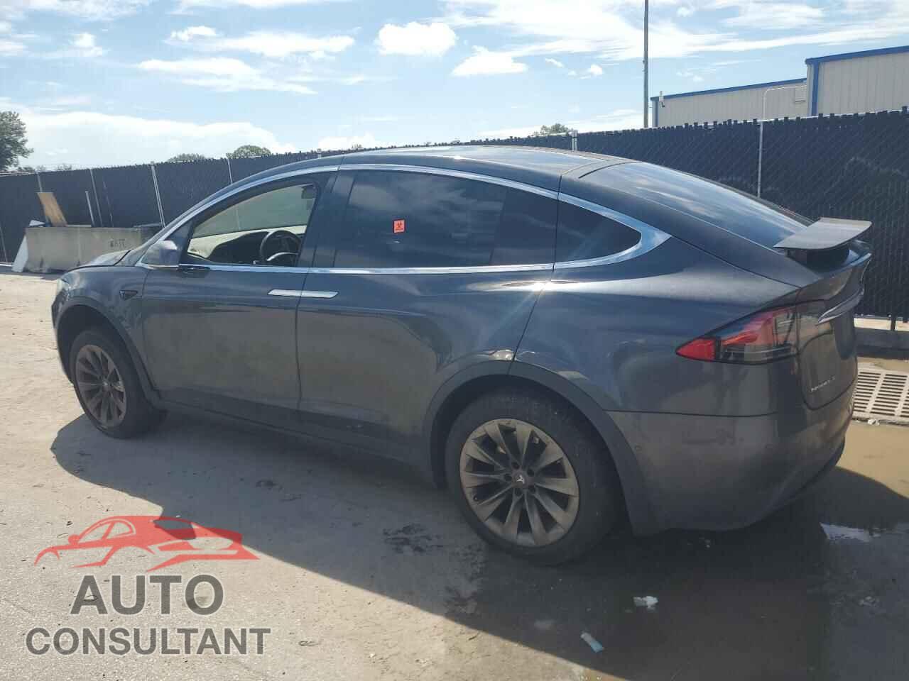 TESLA MODEL X 2017 - 5YJXCBE2XHF059257
