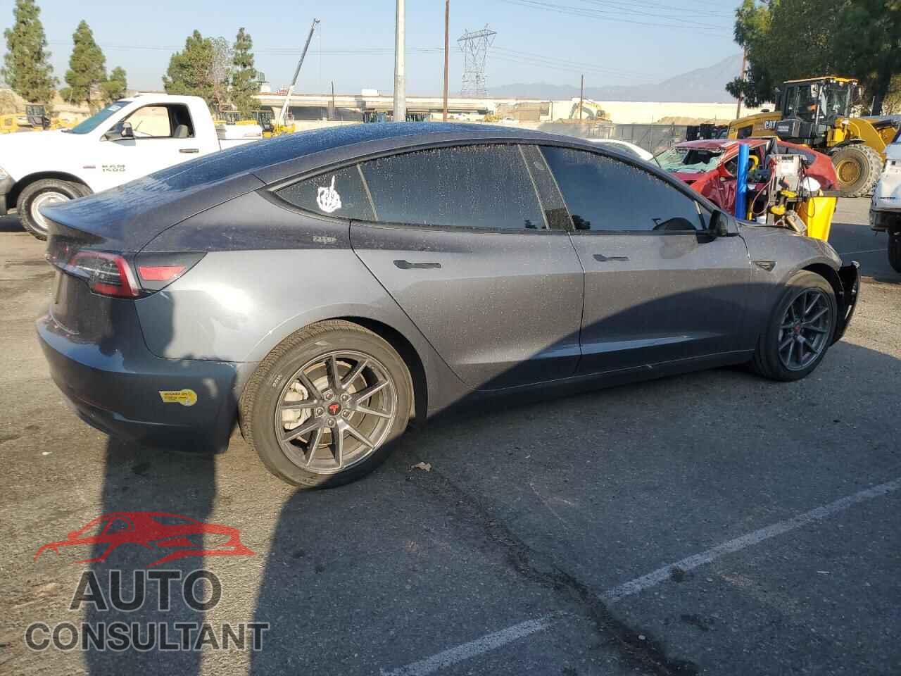 TESLA MODEL 3 2021 - 5YJ3E1EA7MF875041