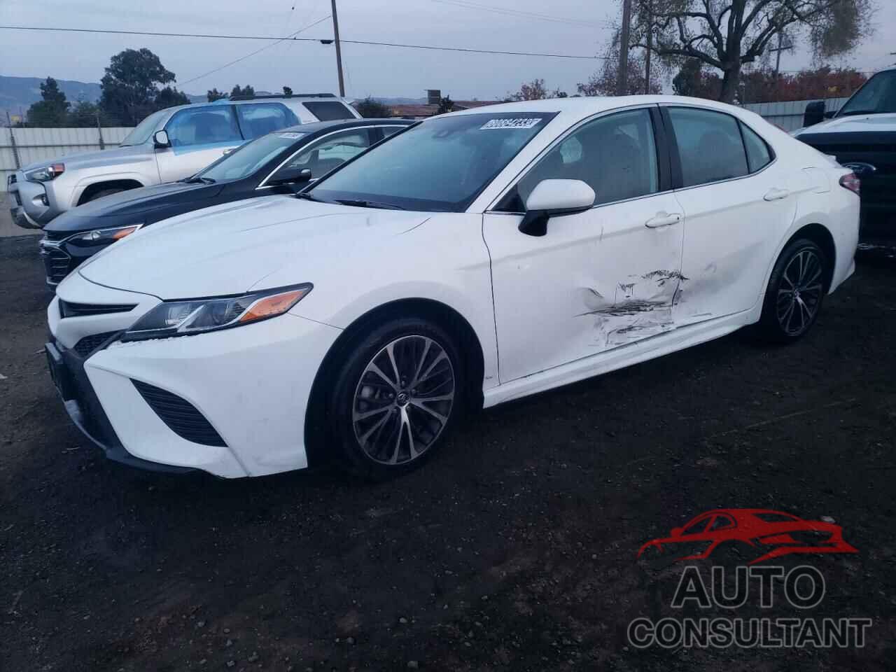 TOYOTA CAMRY 2020 - 4T1G11AK6LU347830