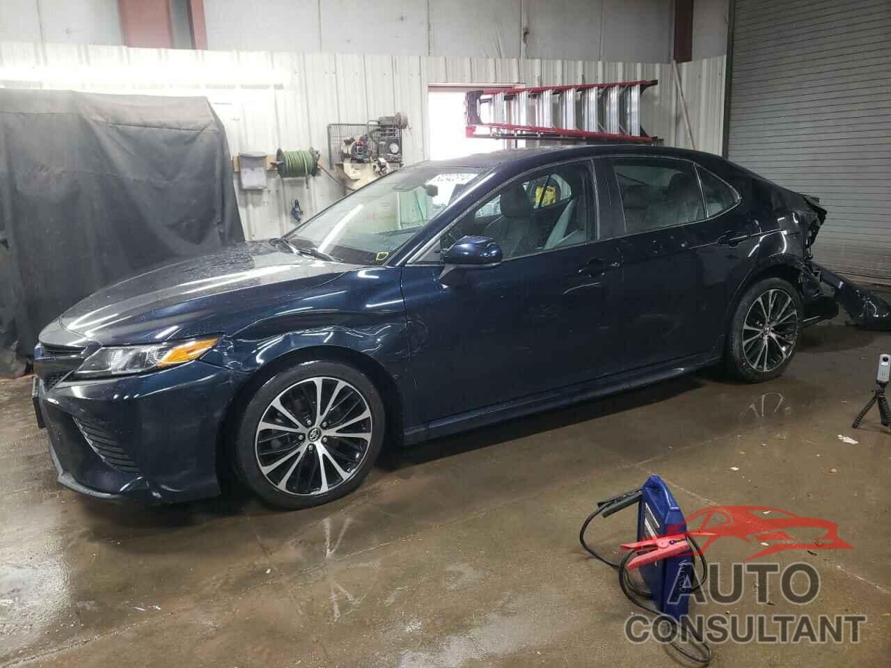 TOYOTA CAMRY 2020 - 4T1G11AK2LU329096