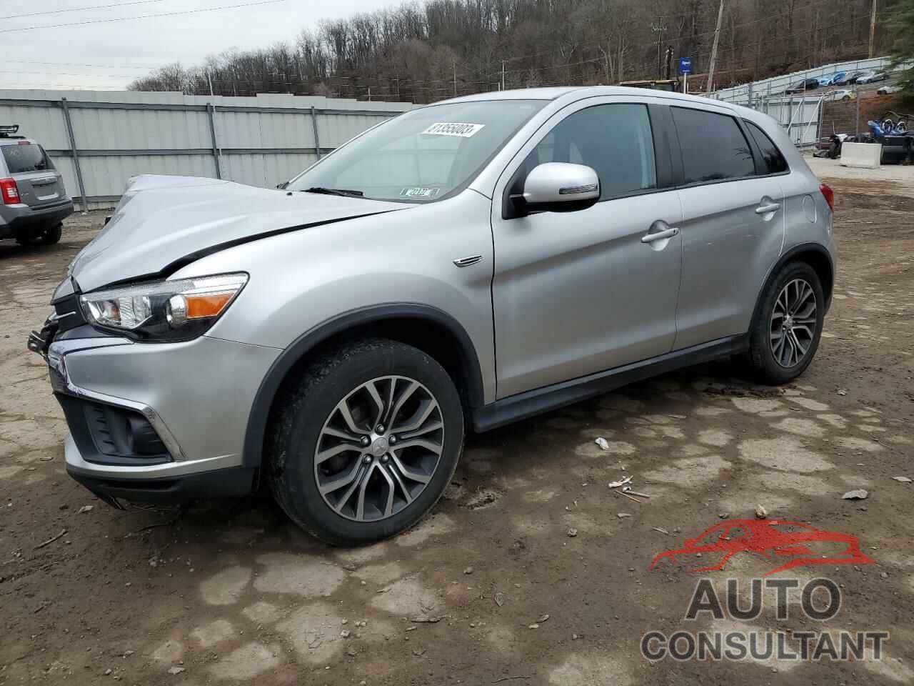 MITSUBISHI OUTLANDER 2018 - JA4AR3AU9JZ005900