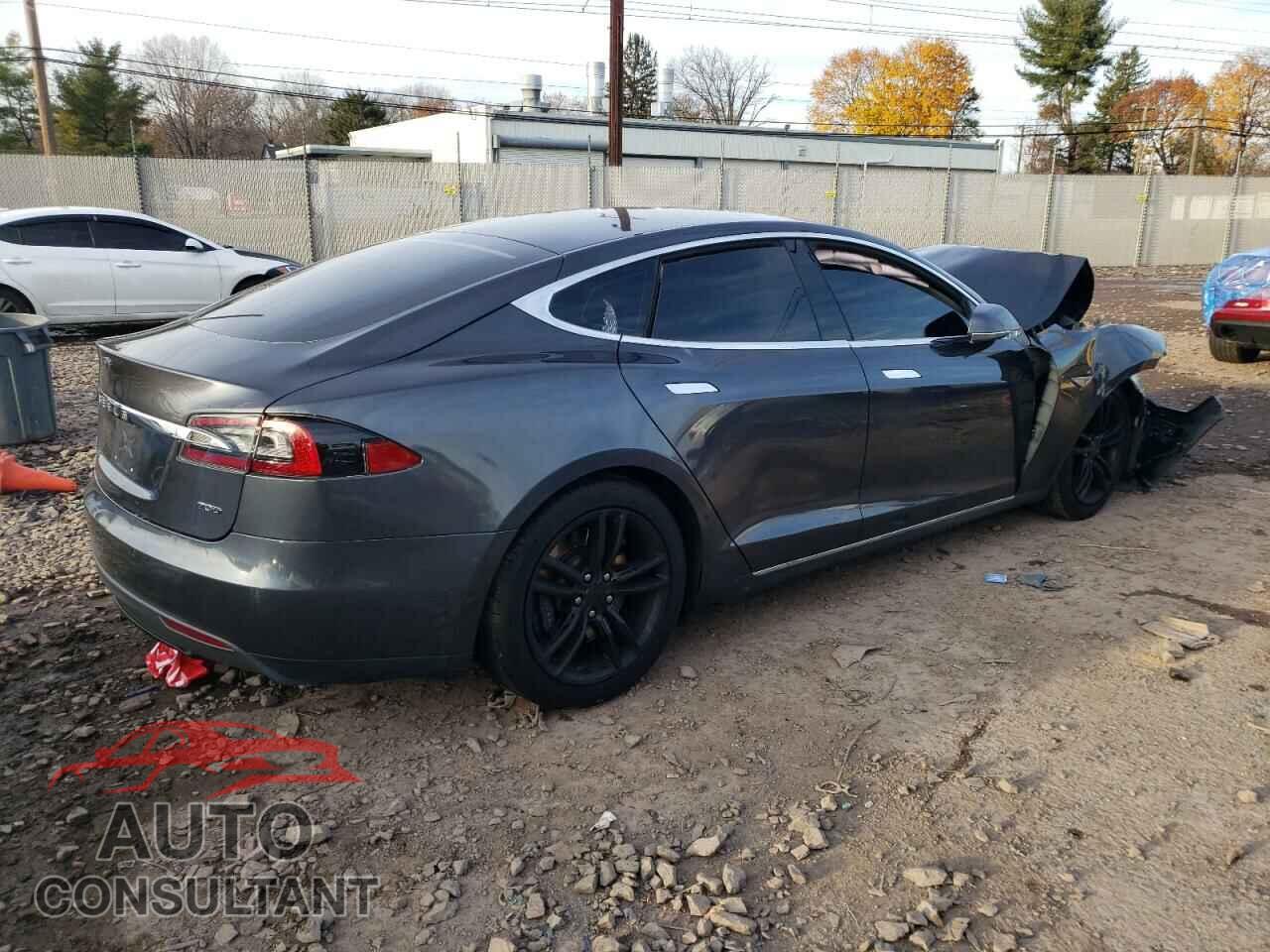 TESLA MODEL S 2015 - 5YJSA1E25FF108744