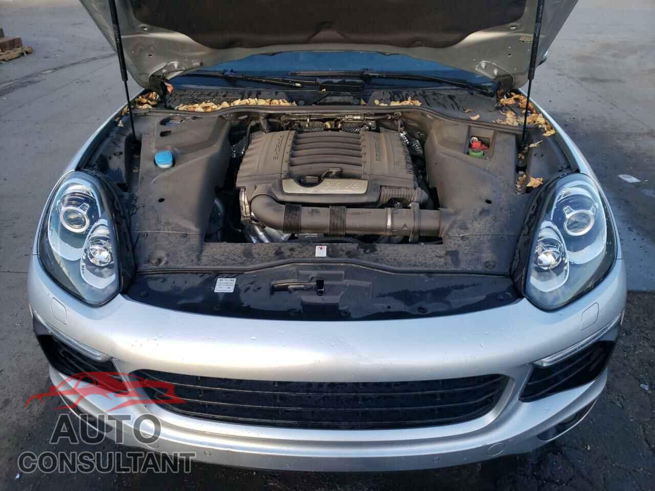 PORSCHE CAYENNE 2017 - WP1AA2A23HKA87193