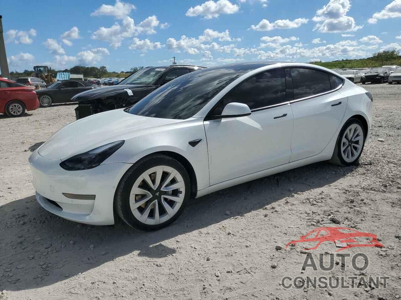 TESLA MODEL 3 2021 - 5YJ3E1EAXMF020608