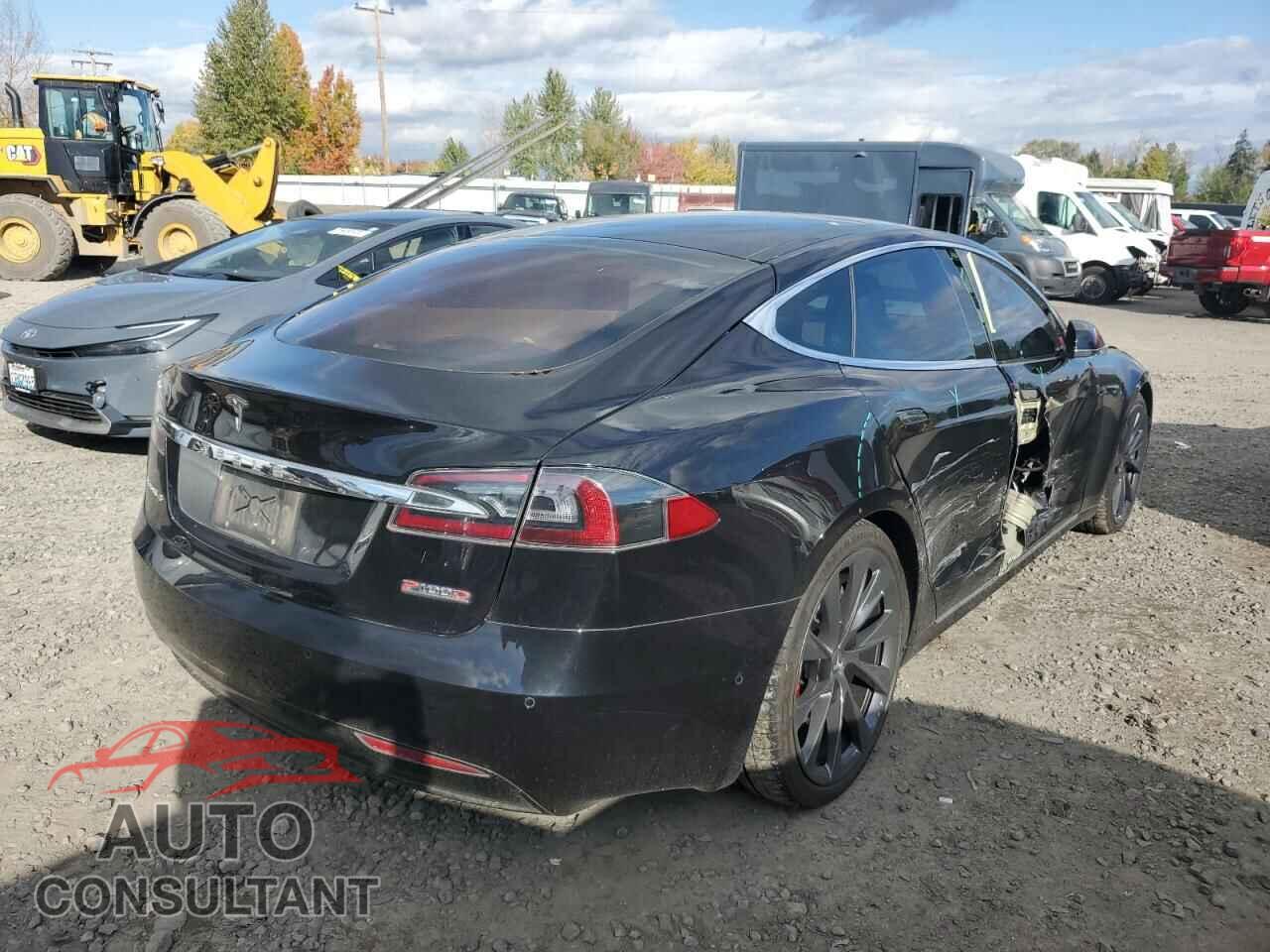 TESLA MODEL S 2018 - 5YJSA1E49JF261153