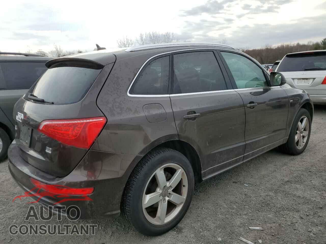 AUDI Q5 2011 - WA1DKAFPXBA031690