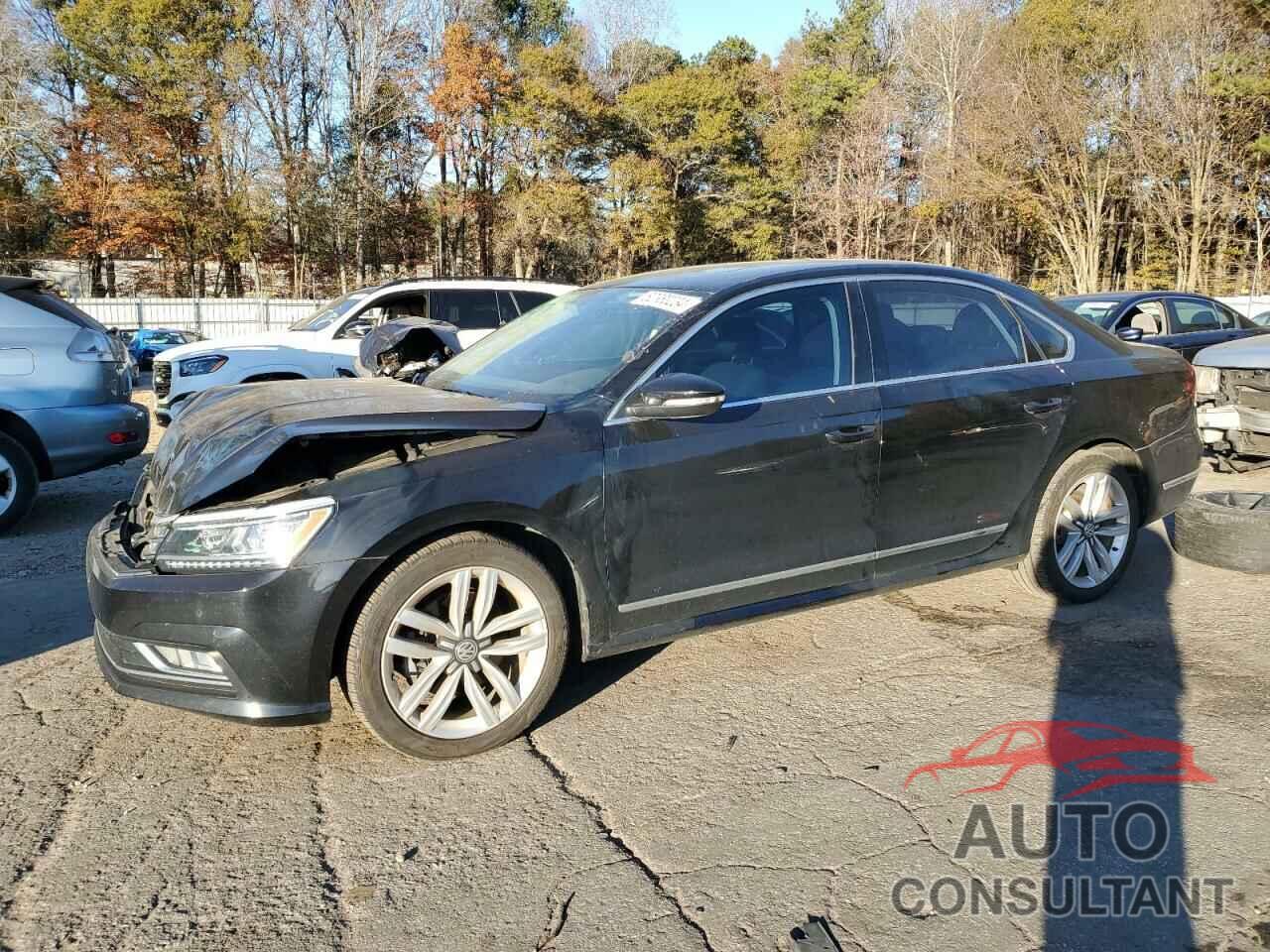 VOLKSWAGEN PASSAT 2017 - 1VWGT7A31HC064739