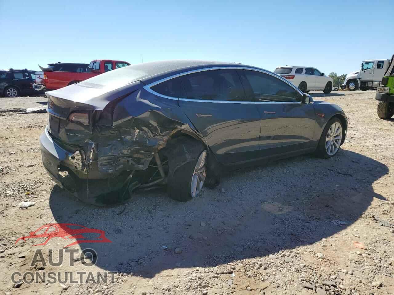 TESLA MODEL 3 2020 - 5YJ3E1EBXLF620004