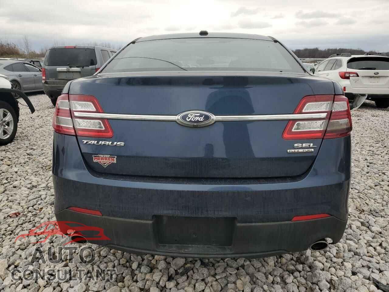 FORD TAURUS 2017 - 1FAHP2E88HG113695