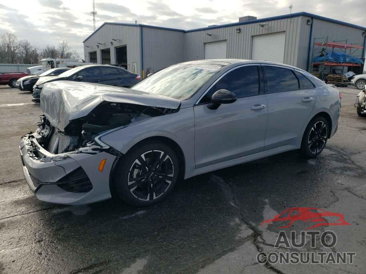 KIA K5 2023 - 5XXG64J21PG220275