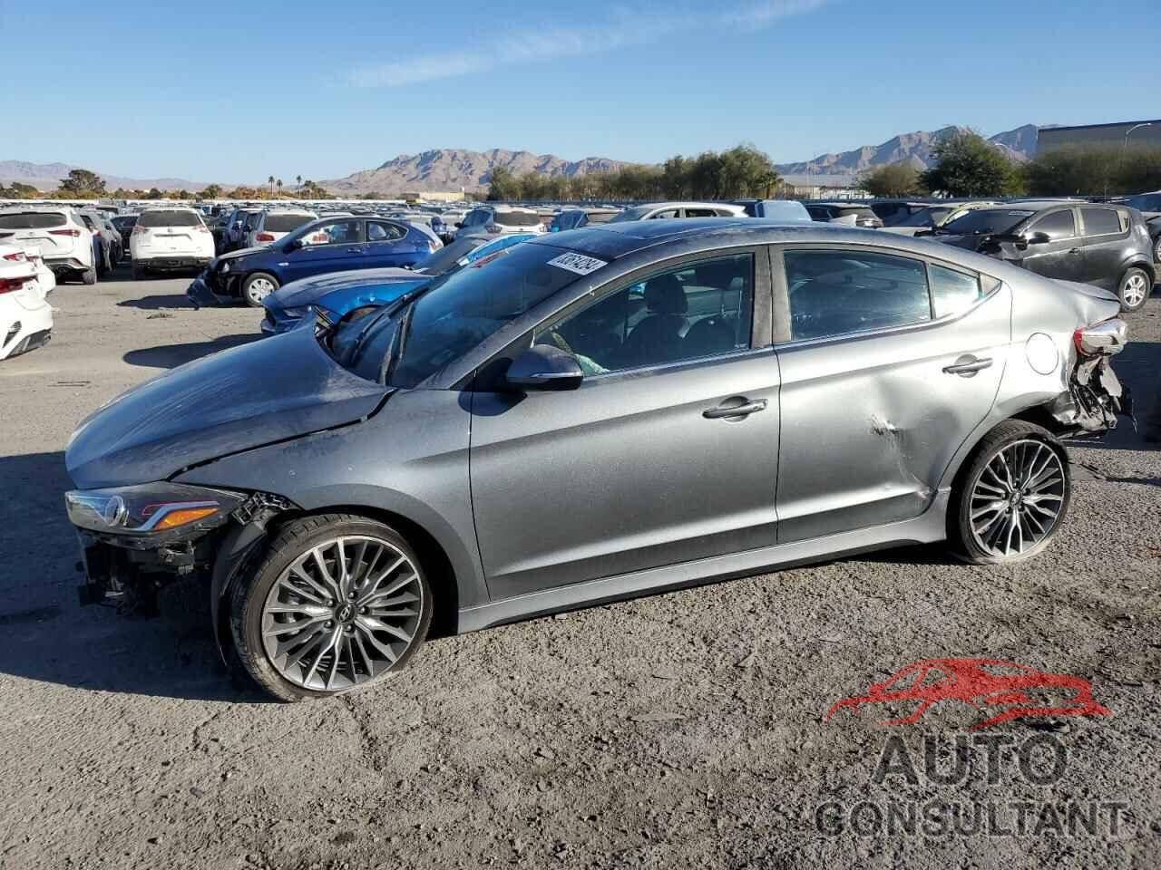 HYUNDAI ELANTRA 2017 - KMHD04LB5HU319254