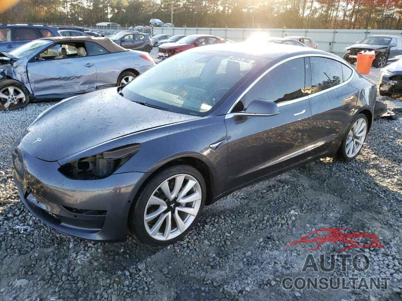 TESLA MODEL 3 2018 - 5YJ3E1EB3JF121171
