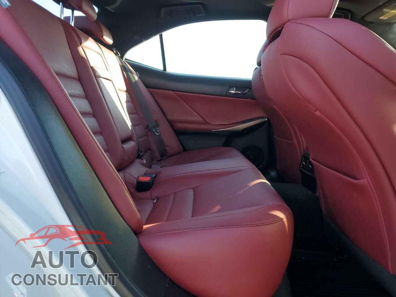 LEXUS IS 2015 - JTHBE1D28F5015772