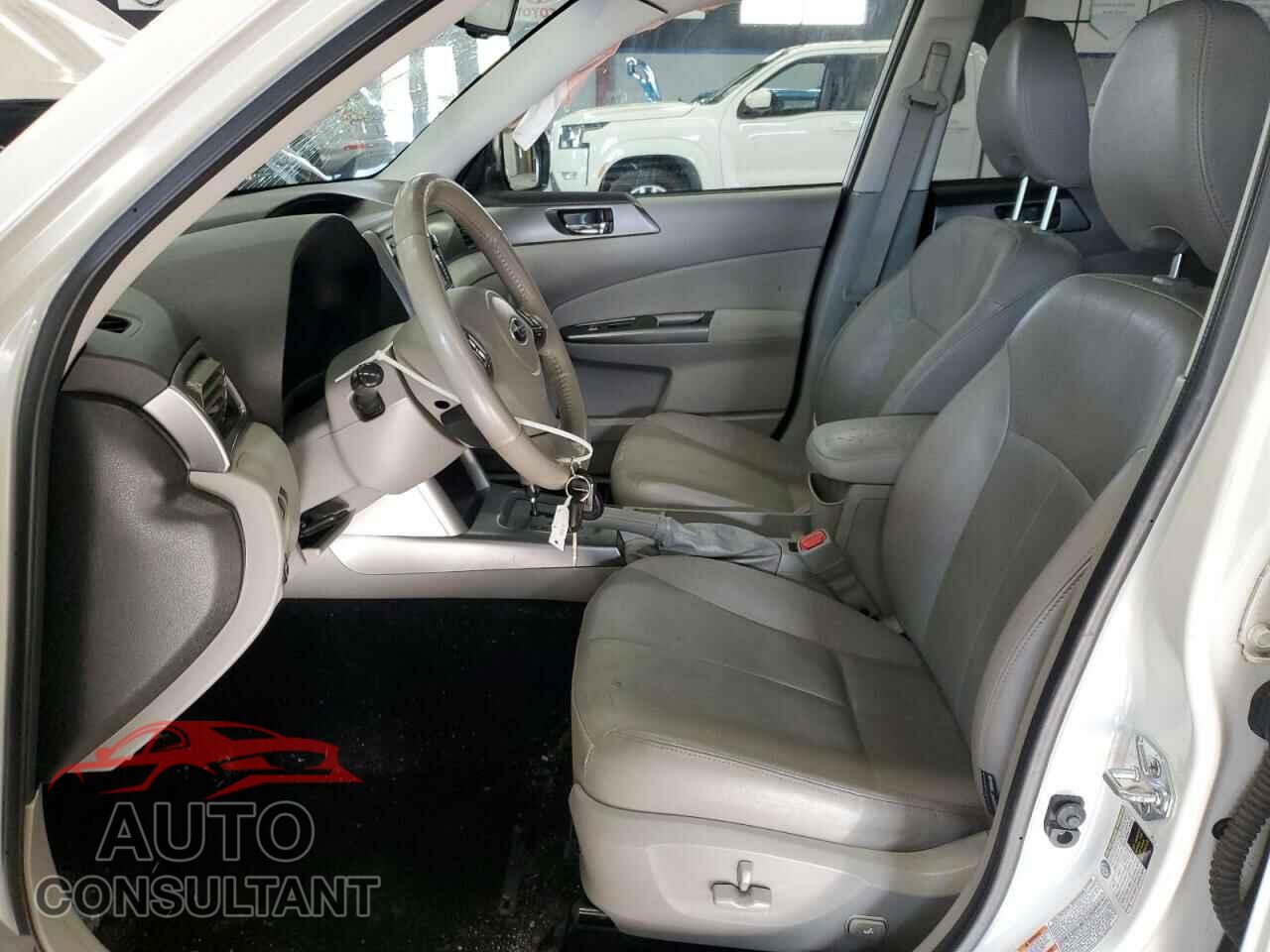 SUBARU FORESTER 2011 - JF2SHAEC4BH754096