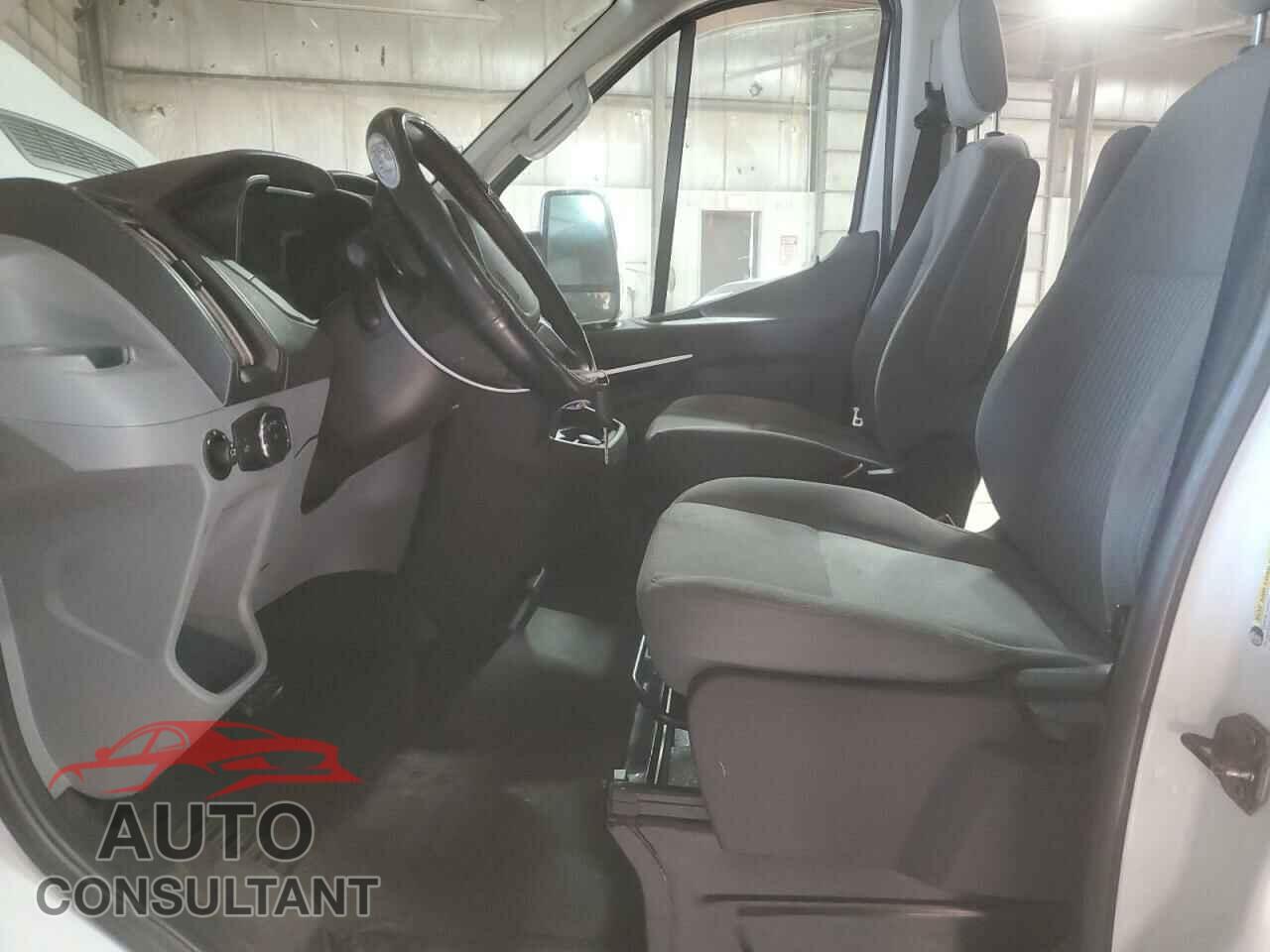 FORD TRANSIT 2017 - 1FTYR2CG6HKB20981