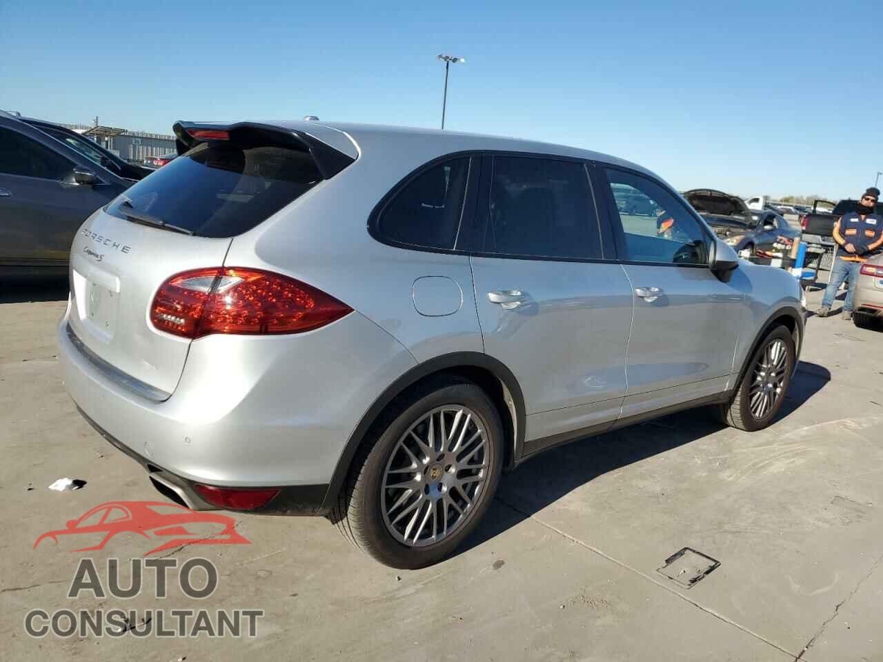 PORSCHE CAYENNE 2011 - WP1AB2A27BLA52302
