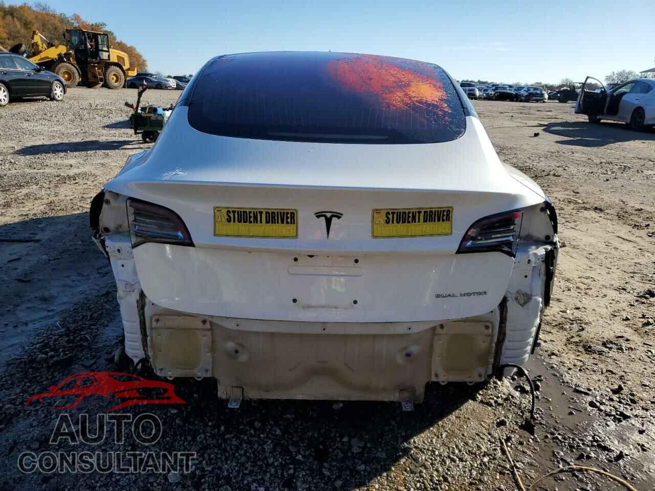TESLA MODEL 3 2018 - 5YJ3E1EB2JF146823