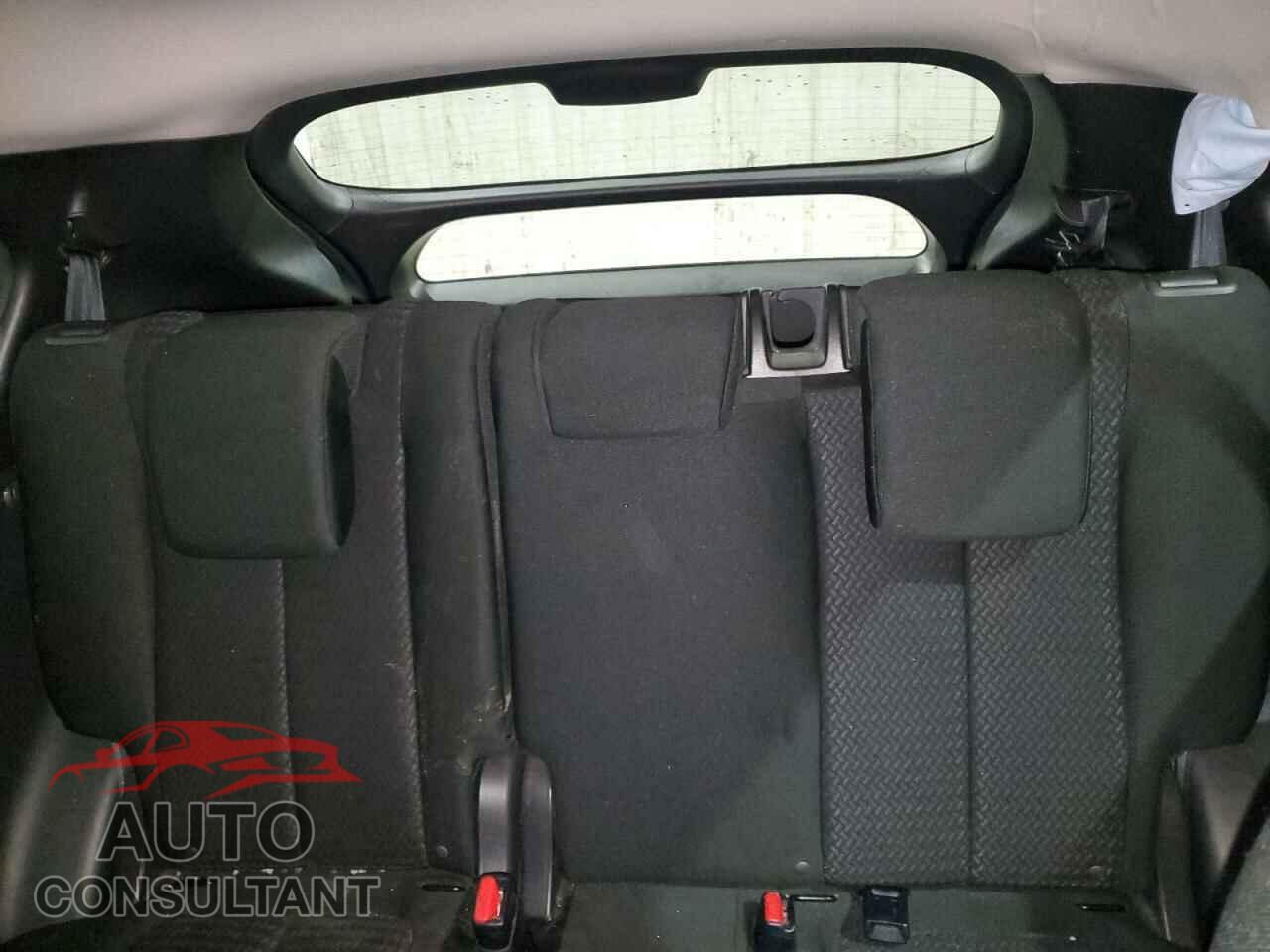 MITSUBISHI ECLIPSE 2019 - JA4AT3AA3KZ008994