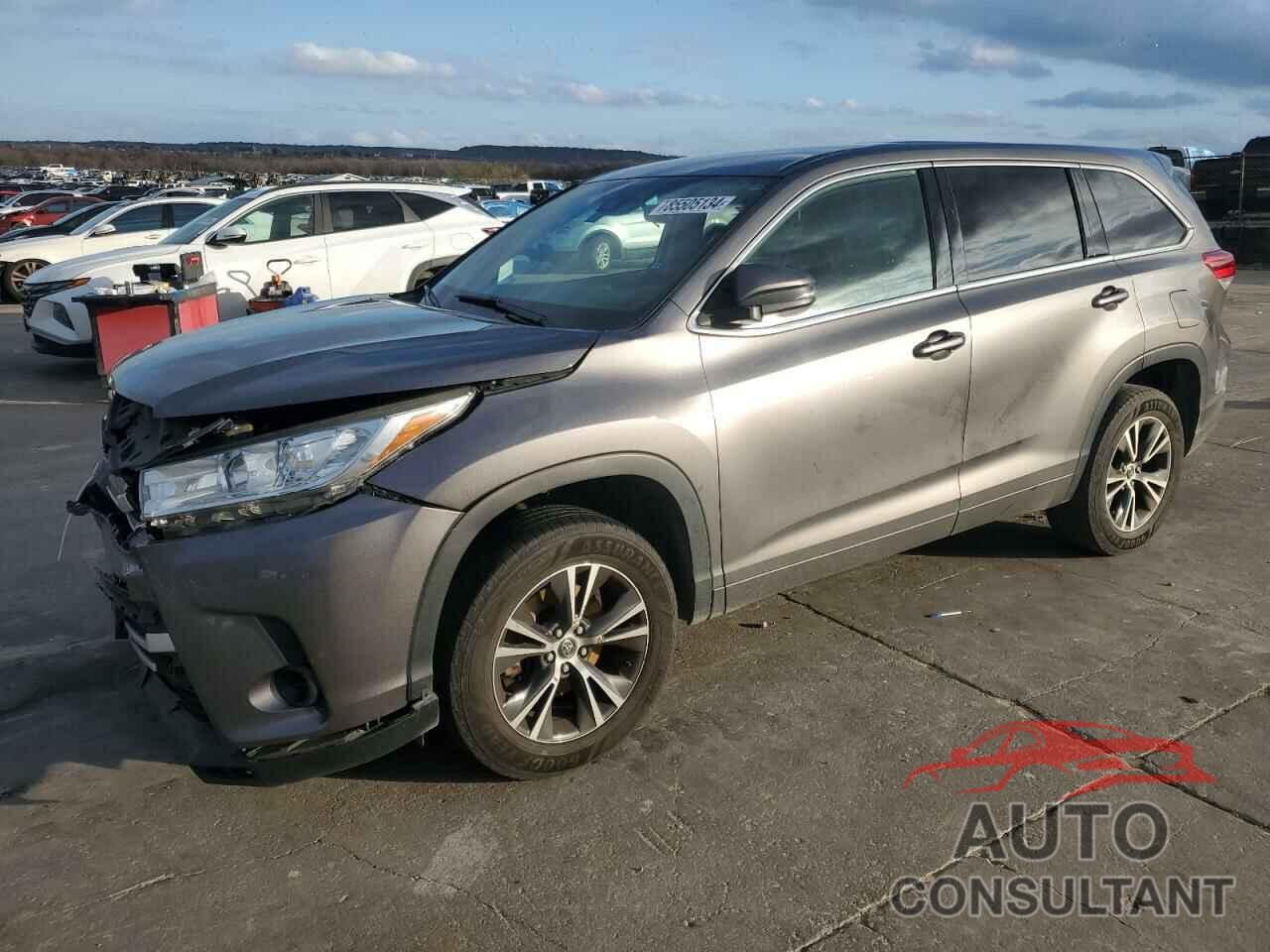 TOYOTA HIGHLANDER 2018 - 5TDZZRFHXJS263481