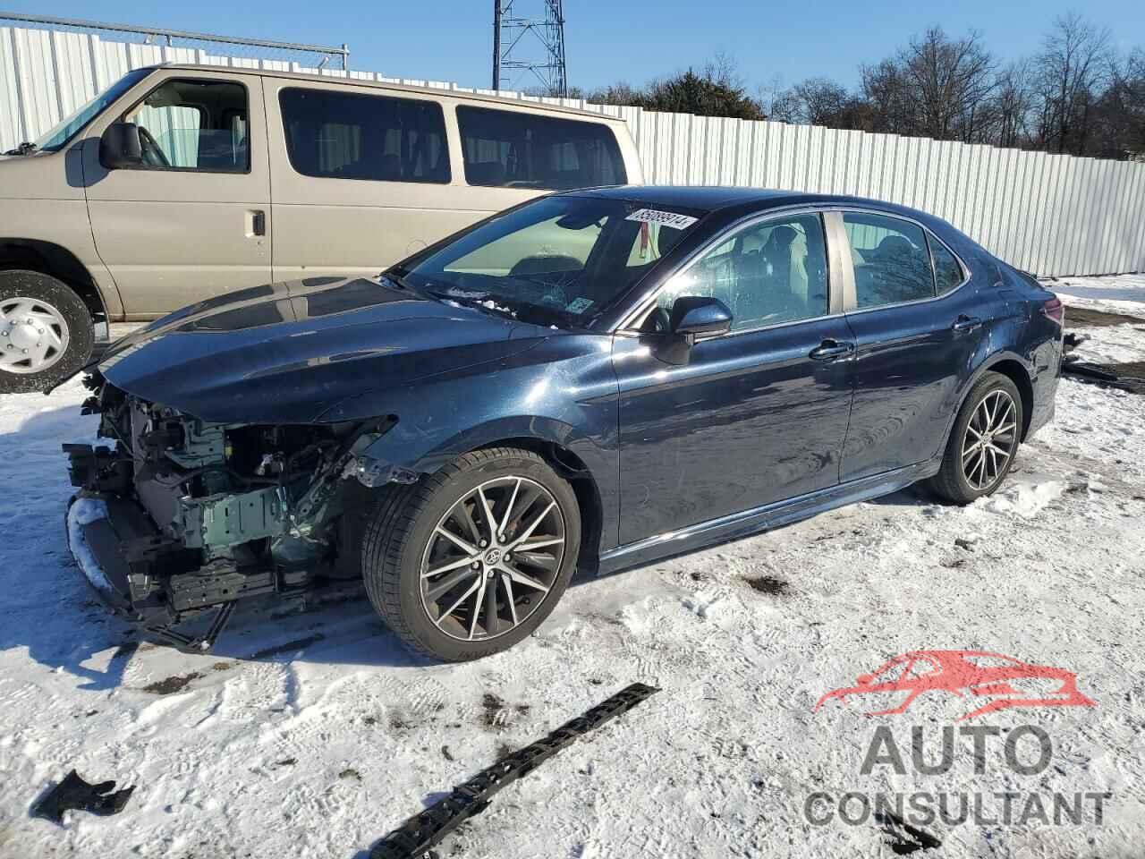 TOYOTA CAMRY 2021 - 4T1G11BK0MU021649