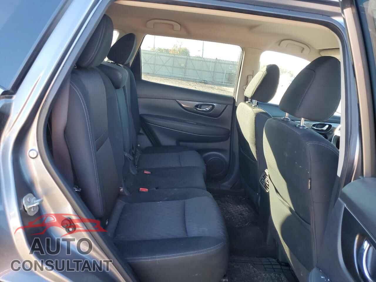 NISSAN ROGUE 2017 - KNMAT2MV2HP606657