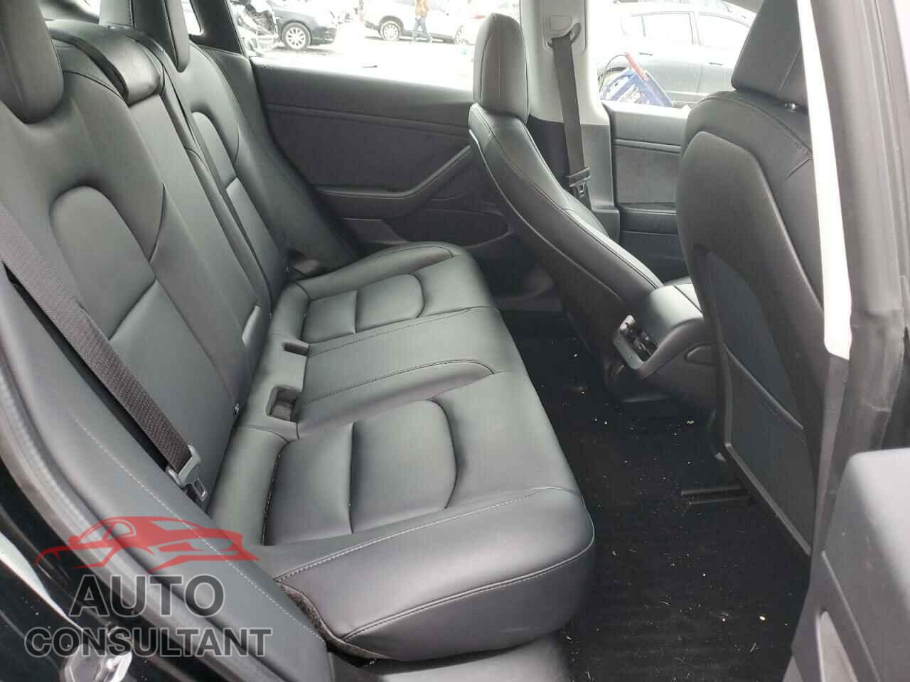 TESLA MODEL 3 2020 - 5YJ3E1EA6LF745735