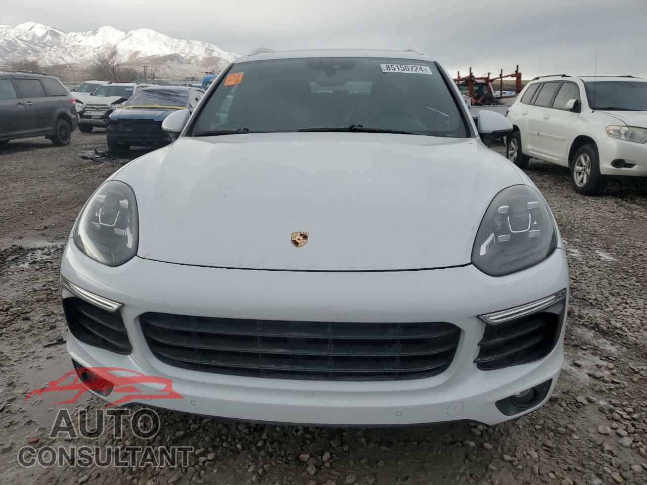 PORSCHE CAYENNE 2016 - WP1AA2A21GLA05017