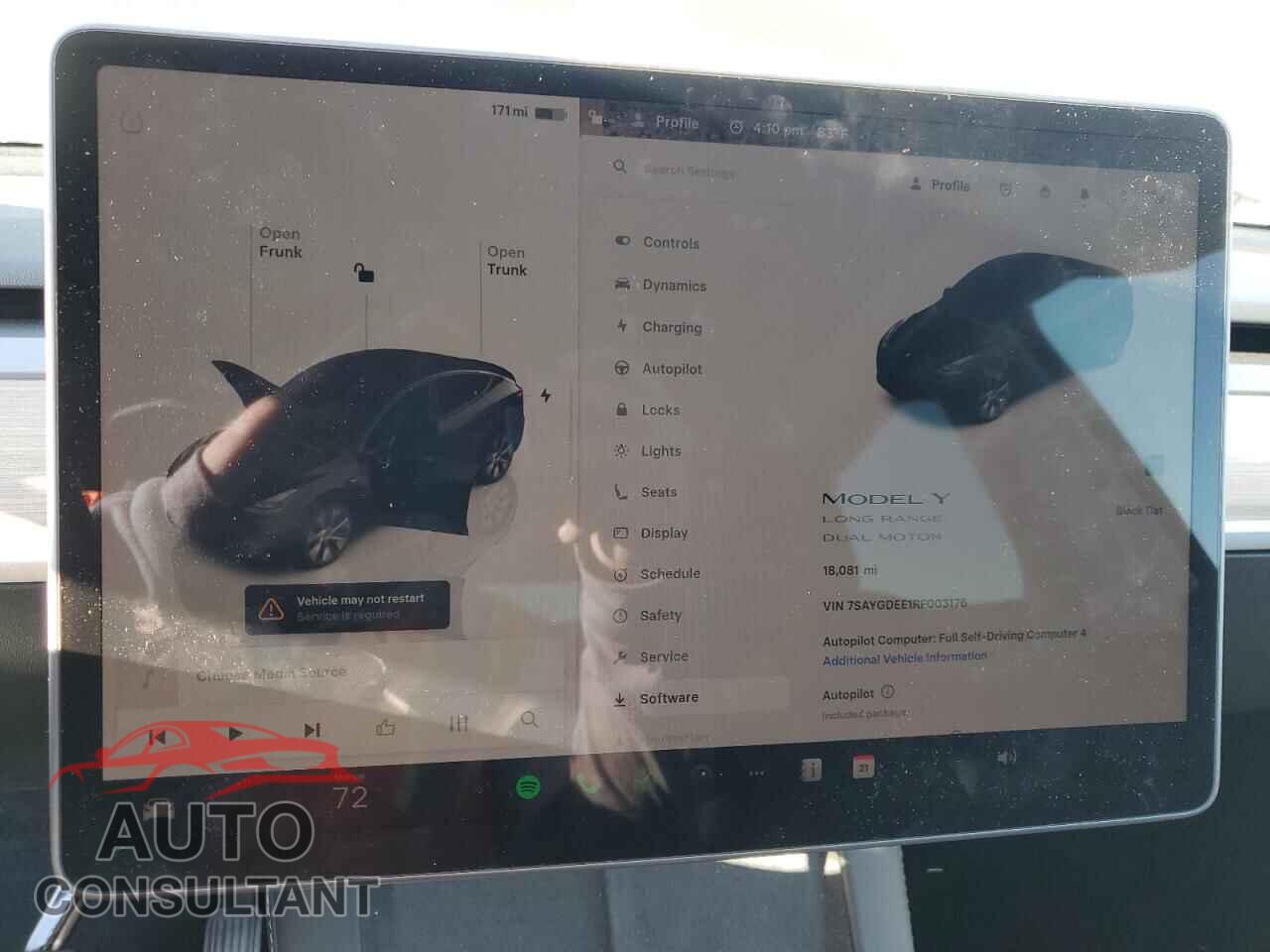 TESLA MODEL Y 2024 - 7SAYGDEE1RF003176