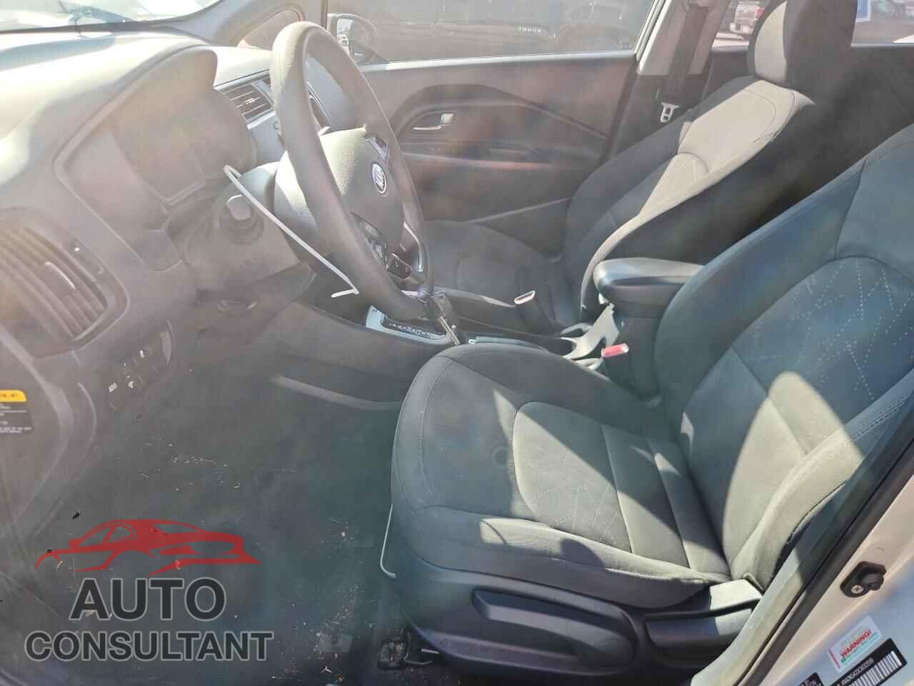 KIA RIO 2012 - KNADN5A33C6013199
