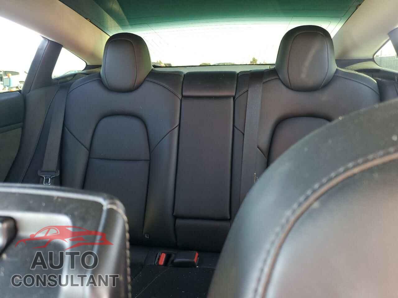 TESLA MODEL 3 2020 - 5YJ3E1EA9LF705648