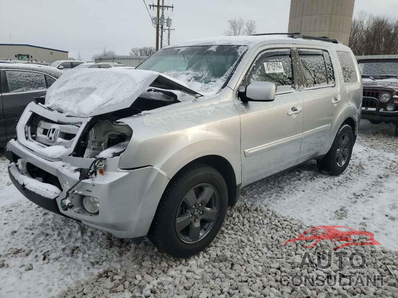 HONDA PILOT 2010 - 5FNYF4H49AB017415