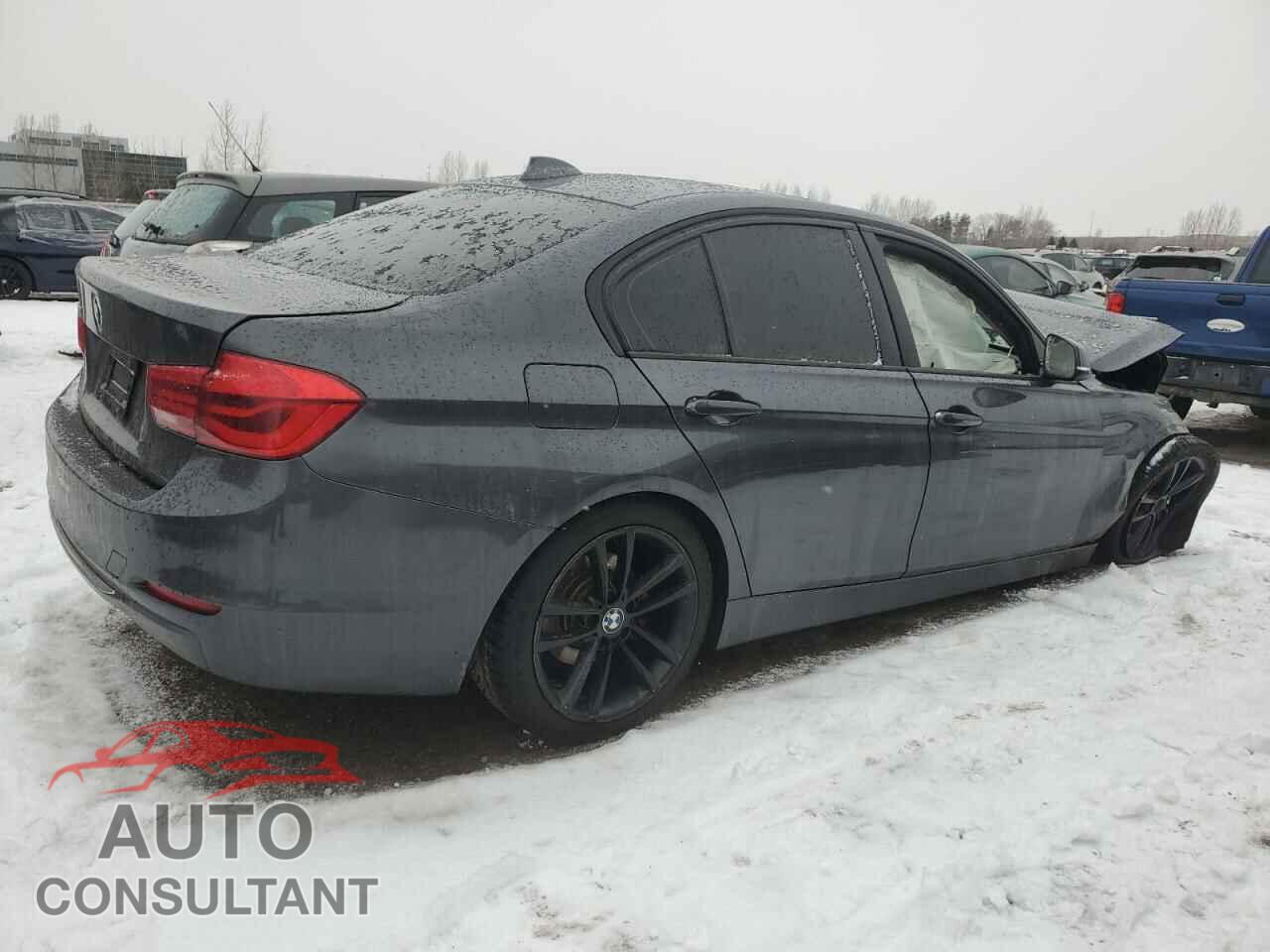 BMW 3 SERIES 2016 - WBA8E5G50GNU20810