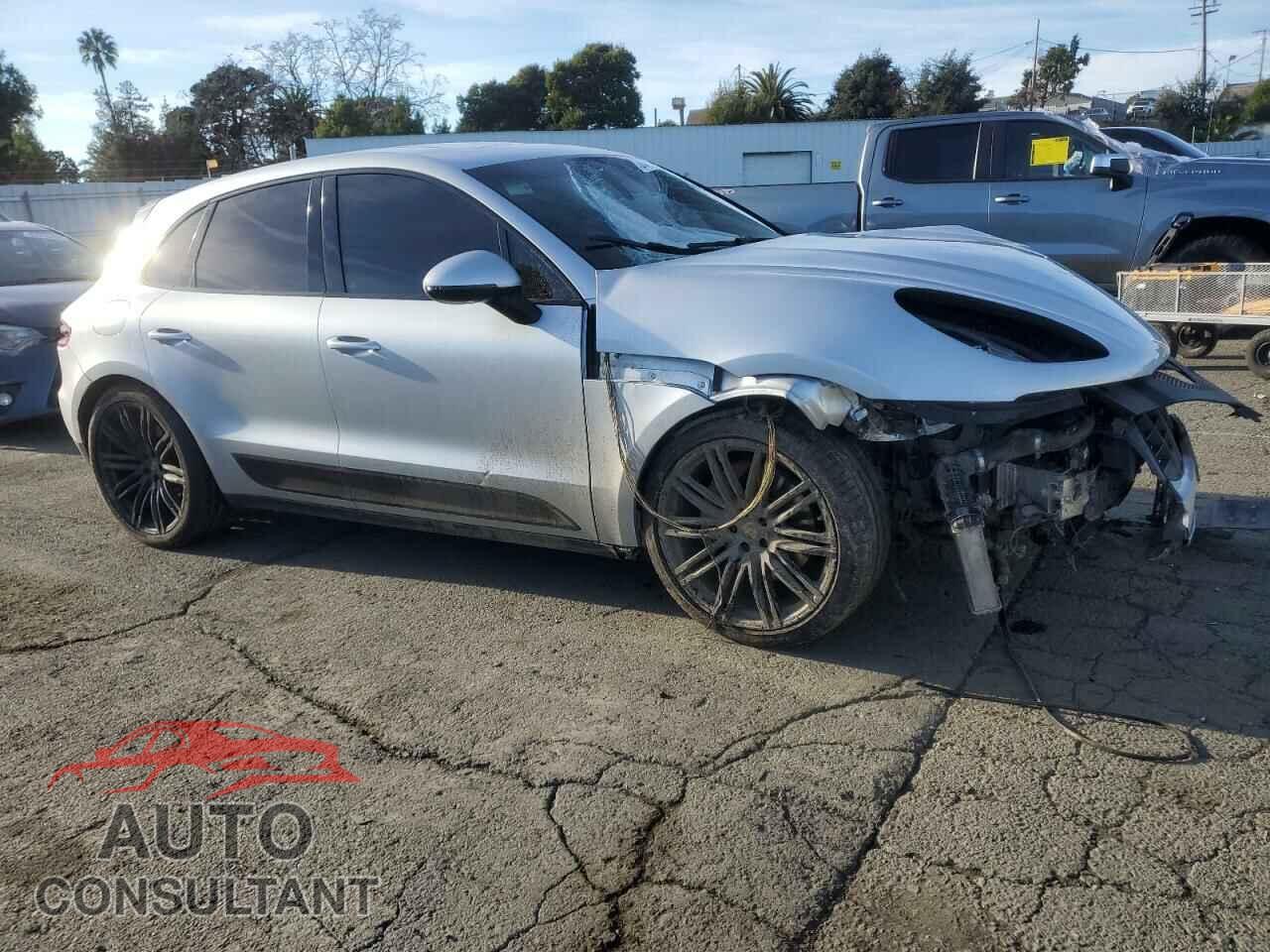 PORSCHE MACAN 2015 - WP1AB2A5XFLB56332