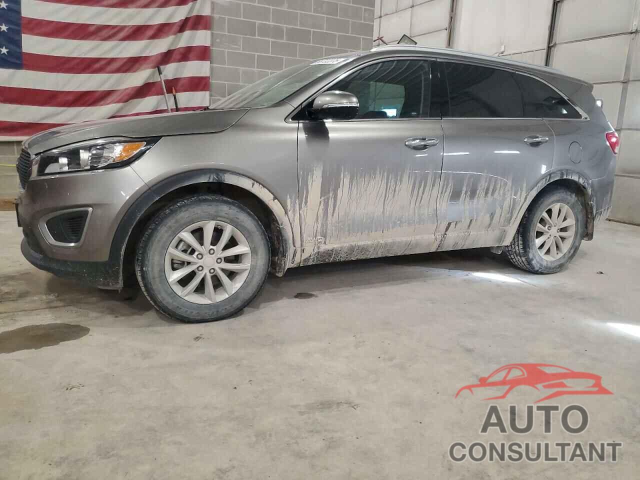 KIA SORENTO 2017 - 5XYPGDA37HG232126