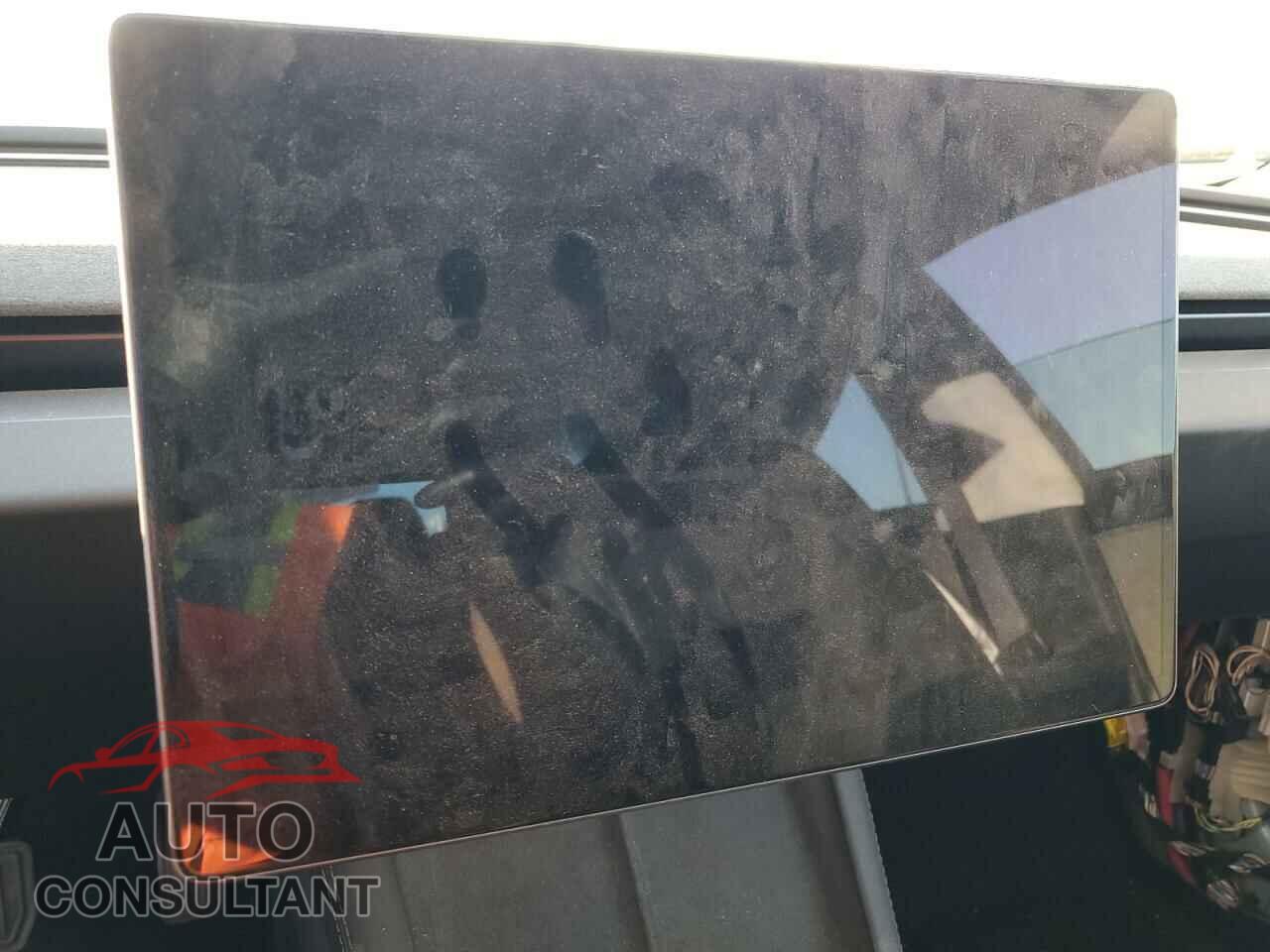 TESLA MODEL 3 2024 - 5YJ3E1EA4RF742874