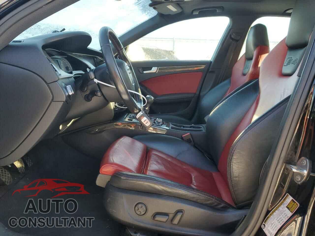 AUDI S4/RS4 2012 - WAUDGAFL1CA017695