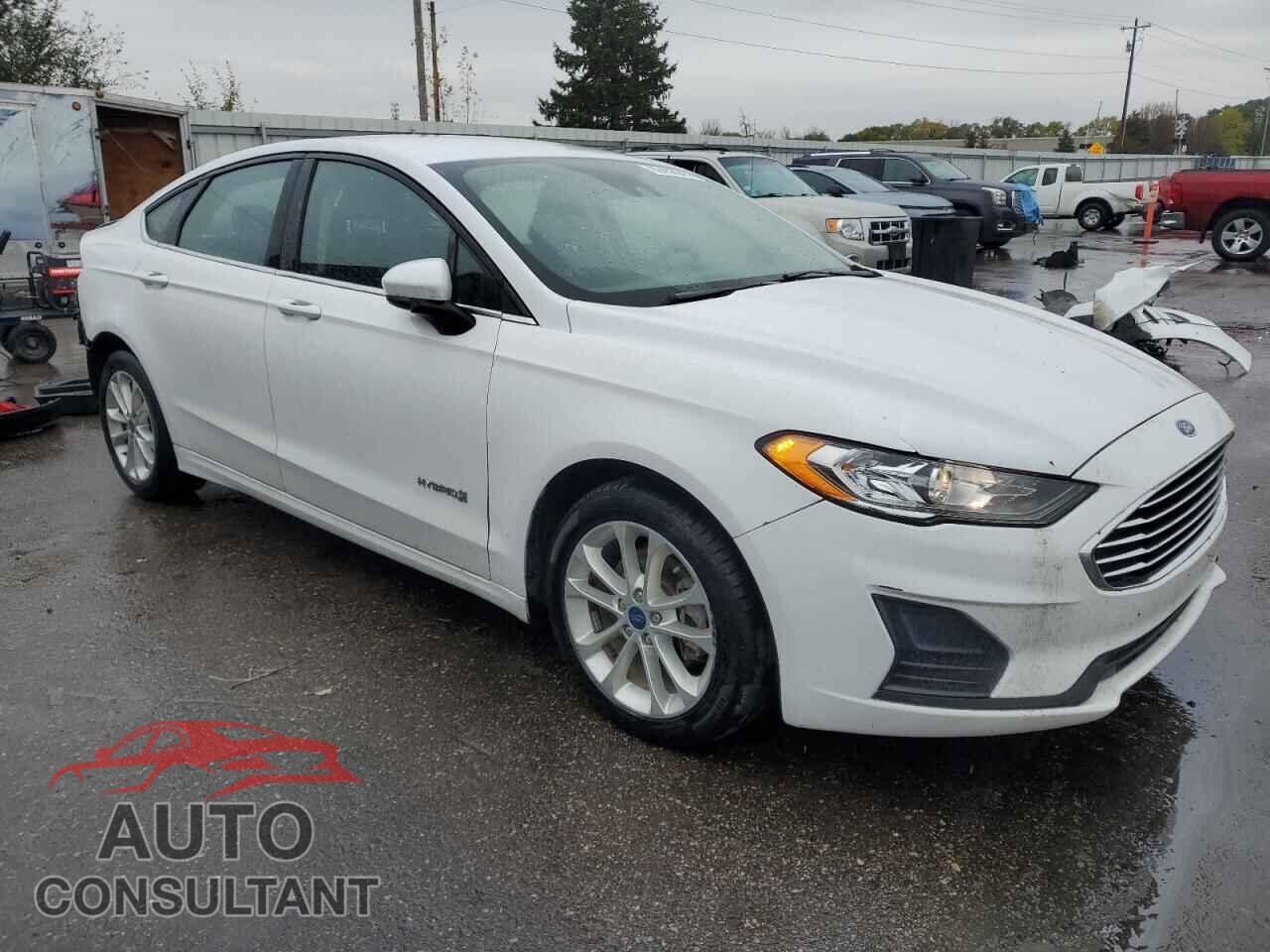 FORD FUSION 2019 - 3FA6P0LU5KR210624