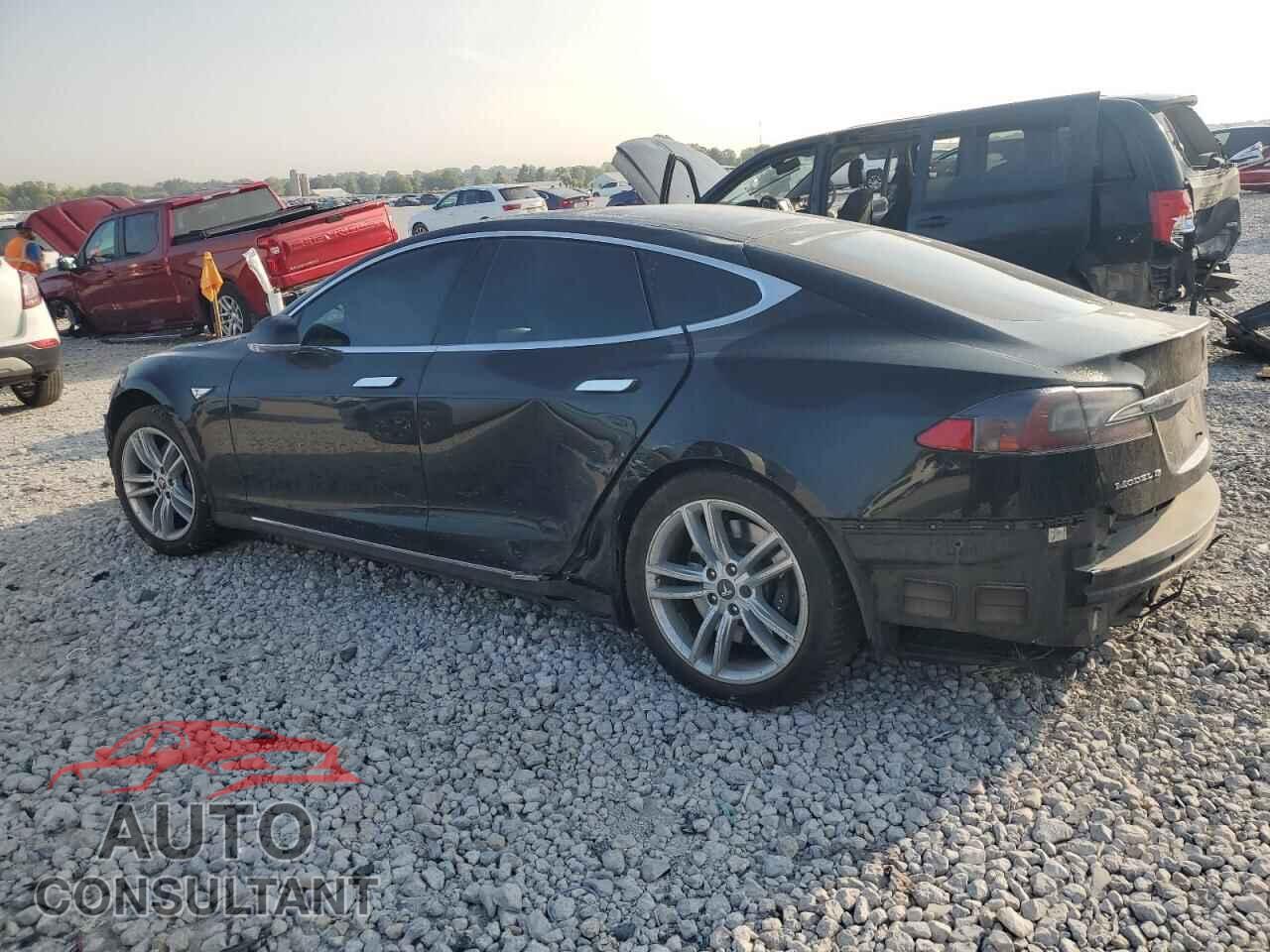 TESLA MODEL S 2015 - 5YJSA1H24FF095304