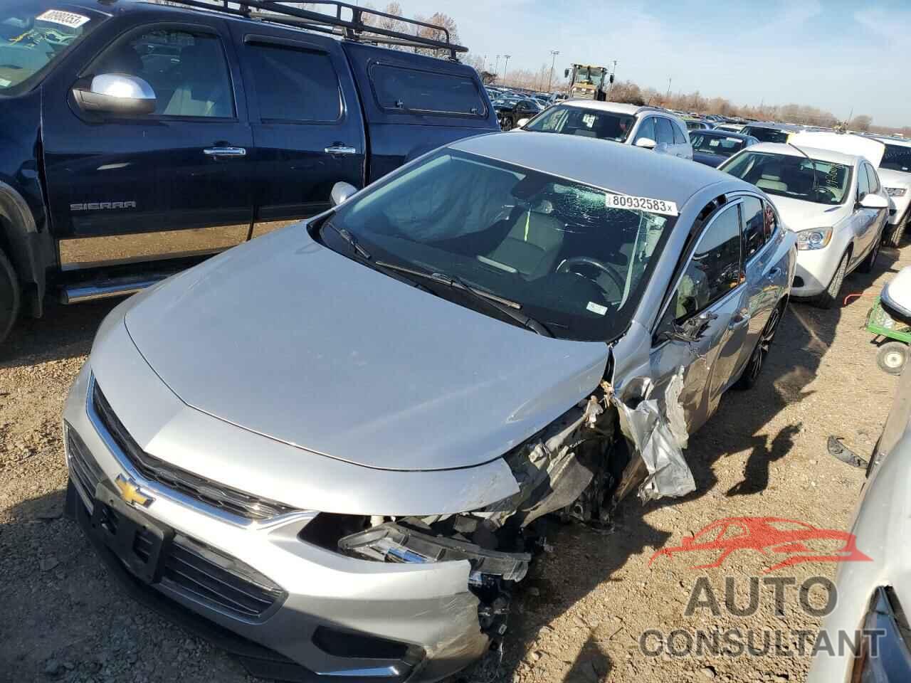 CHEVROLET MALIBU 2018 - 1G1ZD5ST1JF260379