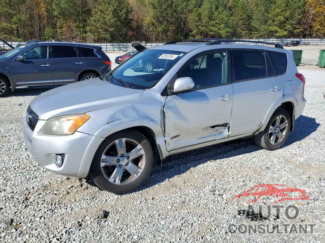 TOYOTA RAV4 2011 - JTMRF4DV6B5042195