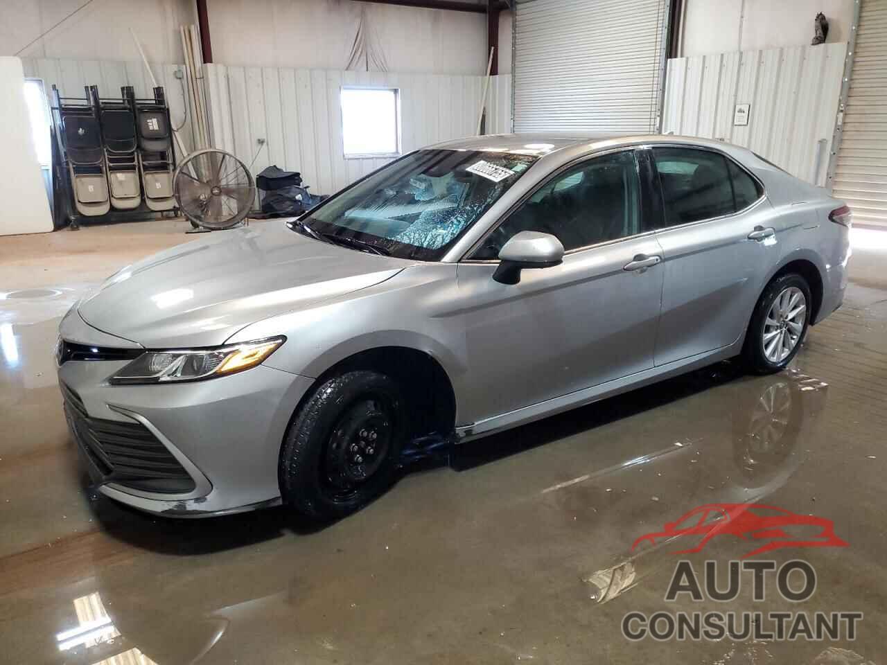 TOYOTA CAMRY 2023 - 4T1C11AK8PU829784